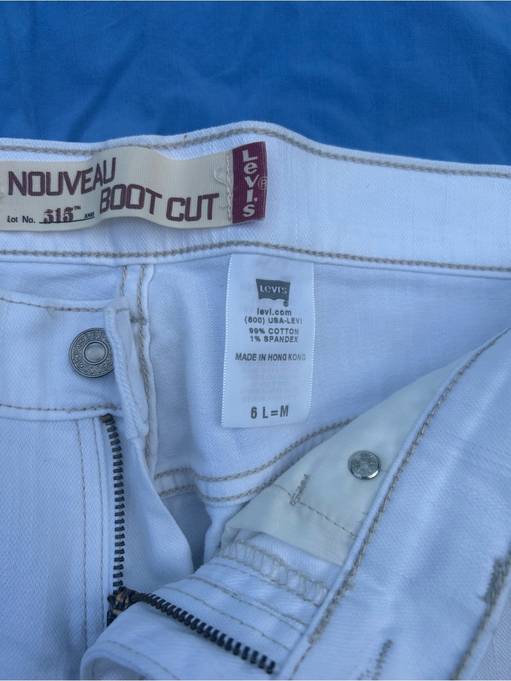 Levi's White Flare Jeans - Women's Wide Leg - Picture 3 of 6
